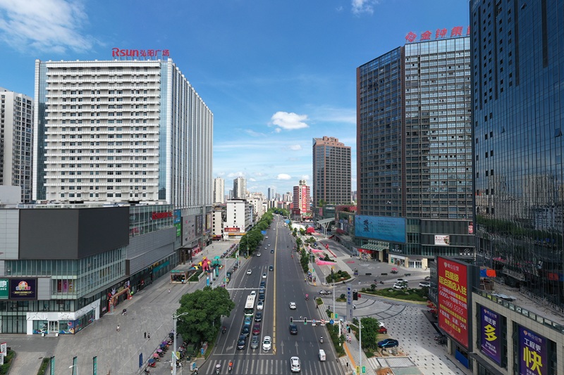 中心城区 商圈繁荣.jpg