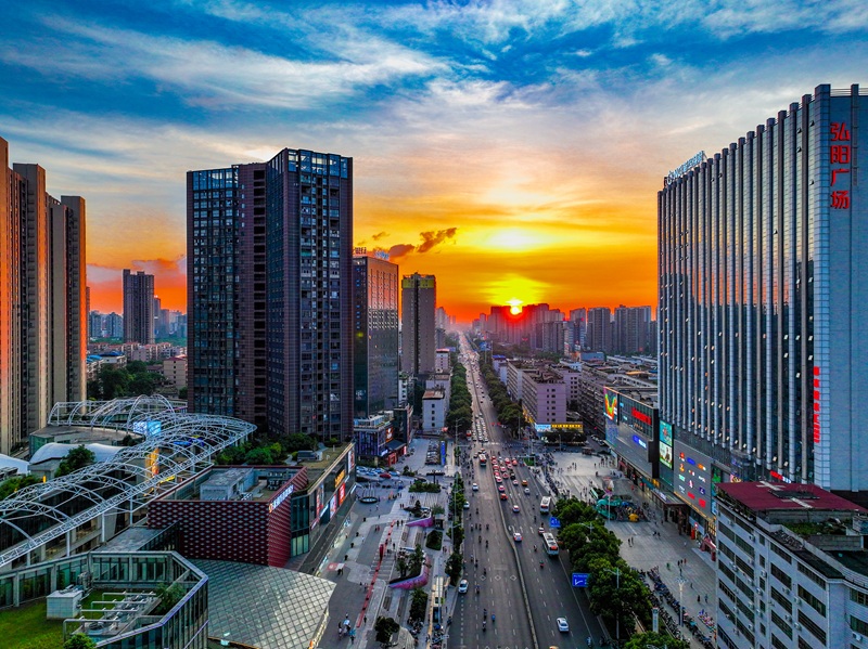中心城区 活力迸发.jpg
